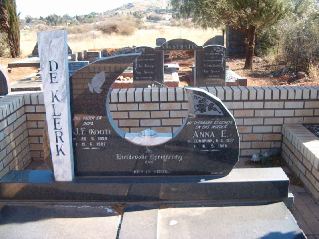 KLERK J.F, de 1899-1987 &amp; Anna E. COMBRINK 1907-1966
