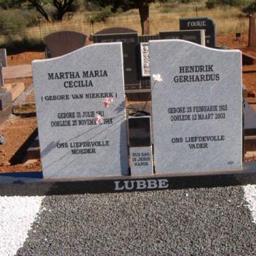 LUBBE Hendrik Gerhardus 1915-2003 &amp; Martha Maria Cecilia VAN NIEKERK 1911-1988