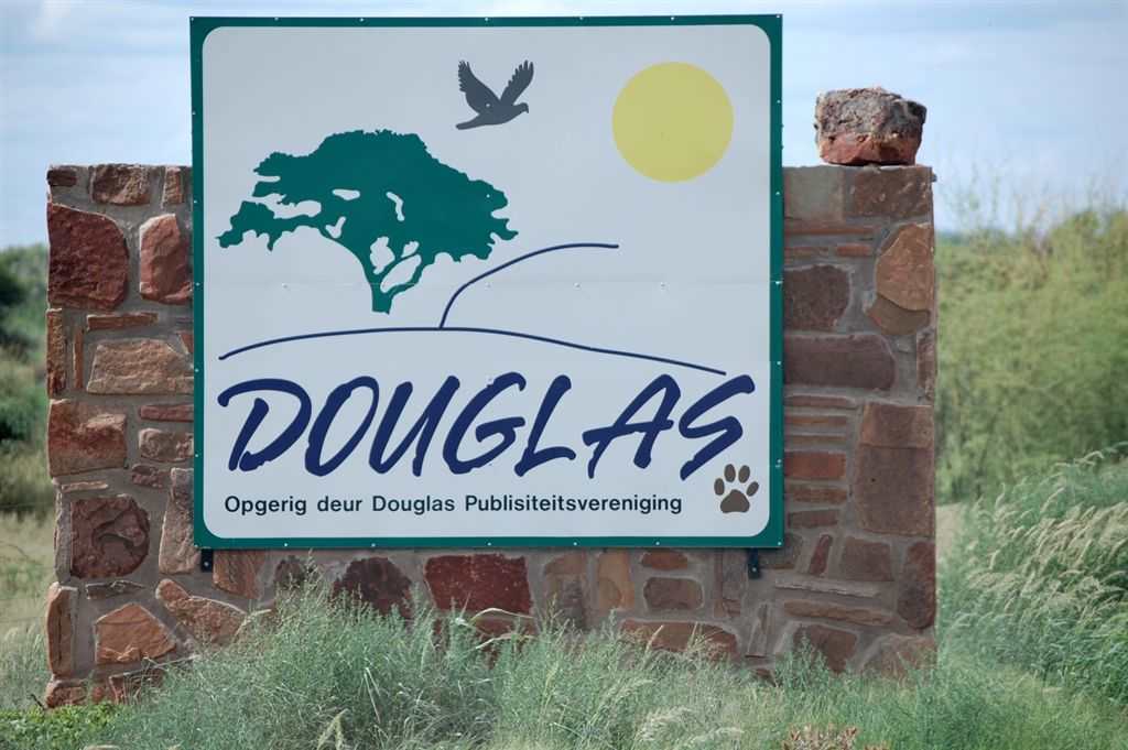 1. Douglas cemetery