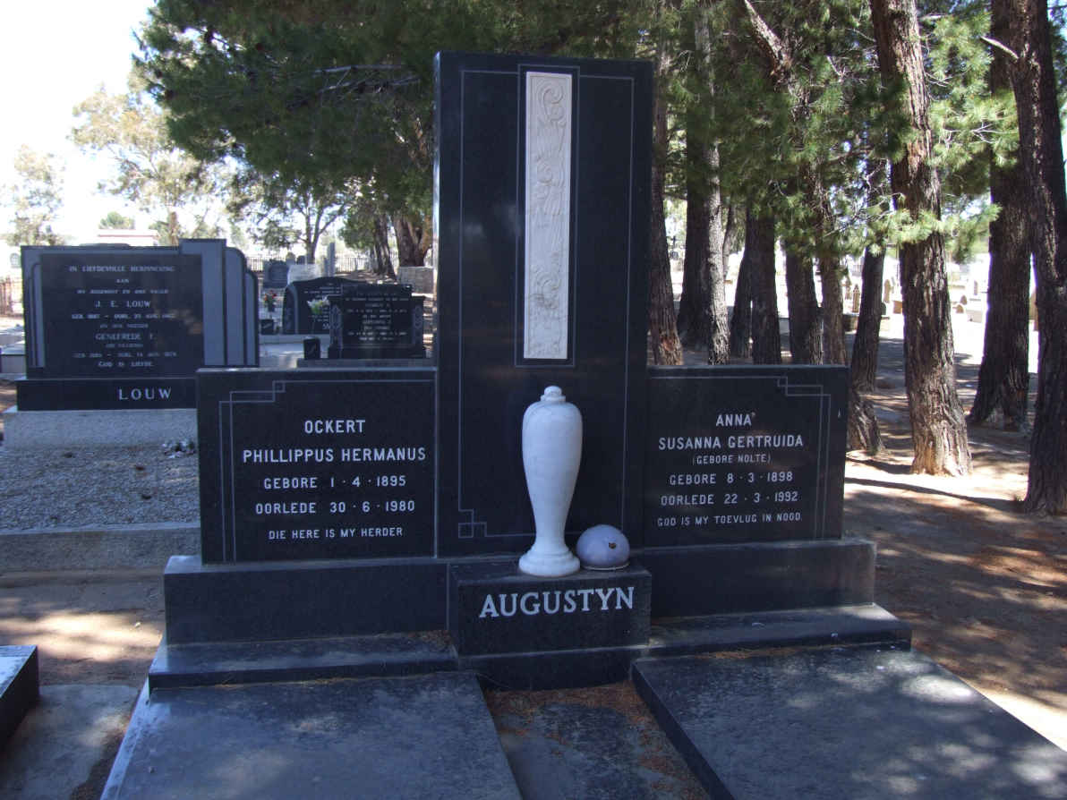AUGUSTYN Ockert Phillippus Hermanus 1895-1980 &amp; Anna Susanna Gertruida NOLTE 1898-1992