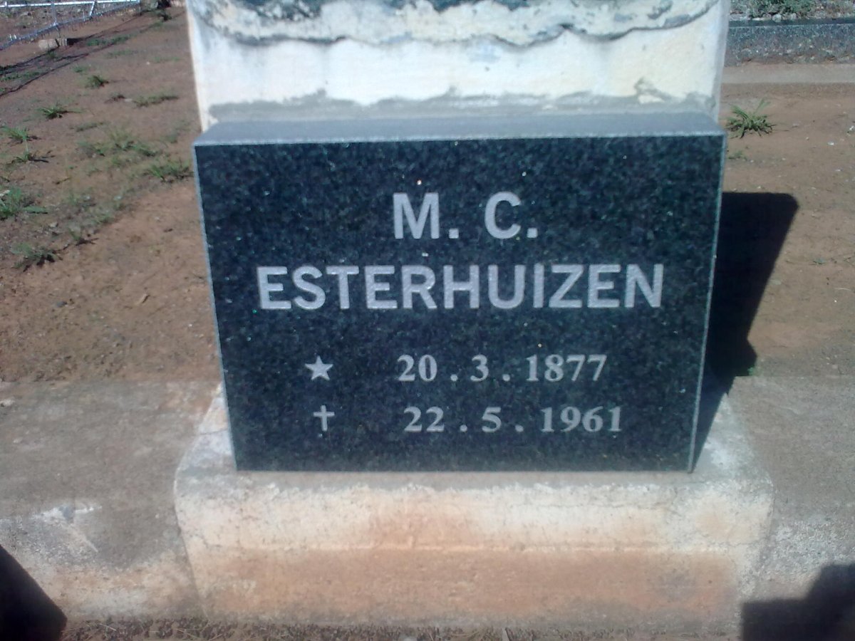 ESTERHUIZEN M.C. 1877-1961