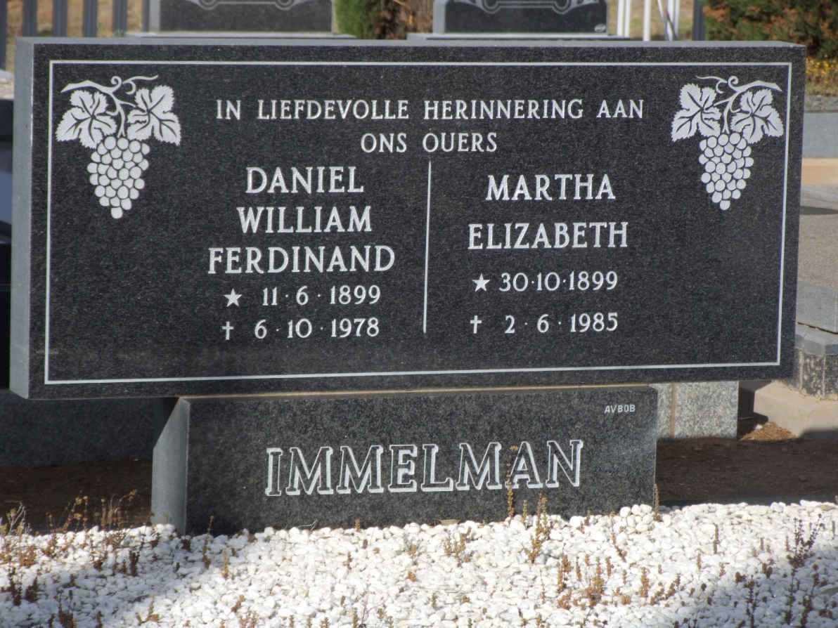 IMMELMAN Daniel William Ferdinand 1899-1978 &amp; Martha Elizabeth 1899-1985