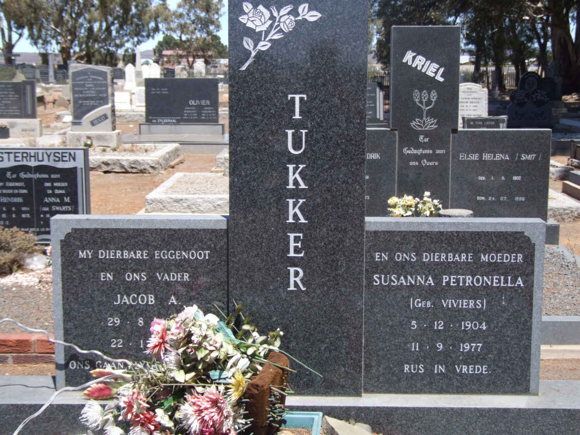 TUKKER Jacob A. 1894-1977 &amp; Susanna Petronella VIVIERS 1904-1977