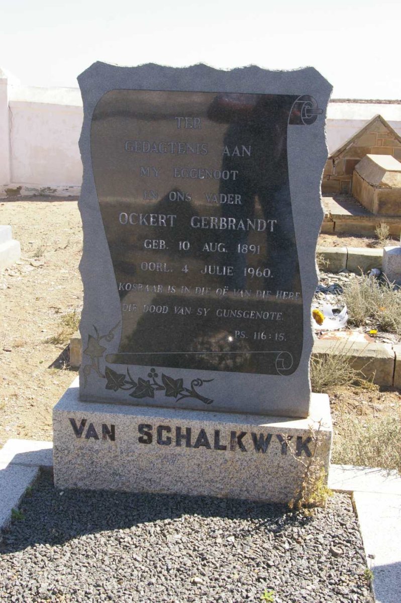 SCHALKWYK Ockert Gerbrandt, van 1891-1960 &amp; Madeleine PIENAAR 1898-1981