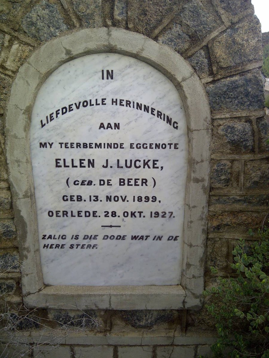 LUCKE Ellen J. nee DE BEER 1899-1927