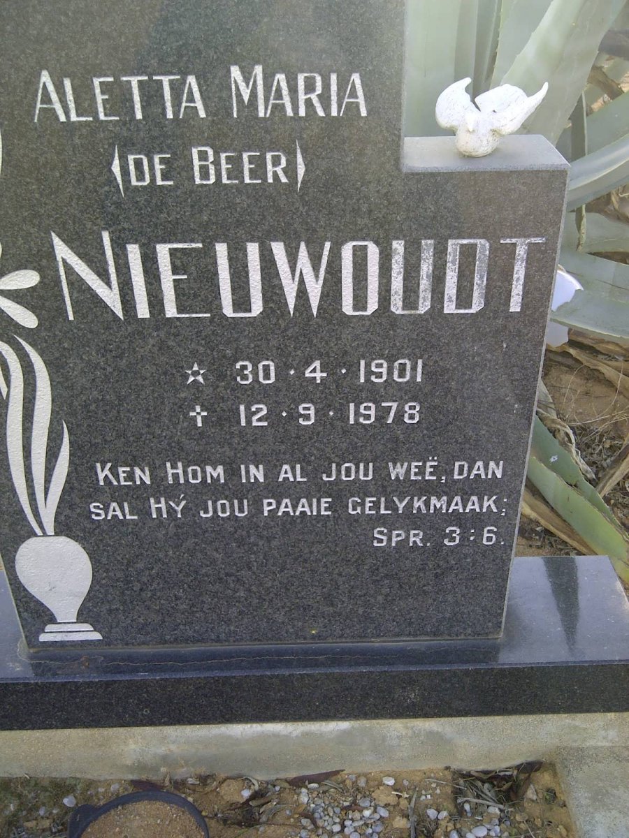 NIEUWOUDT Aletta Maria nee DE BEER 1901-1978