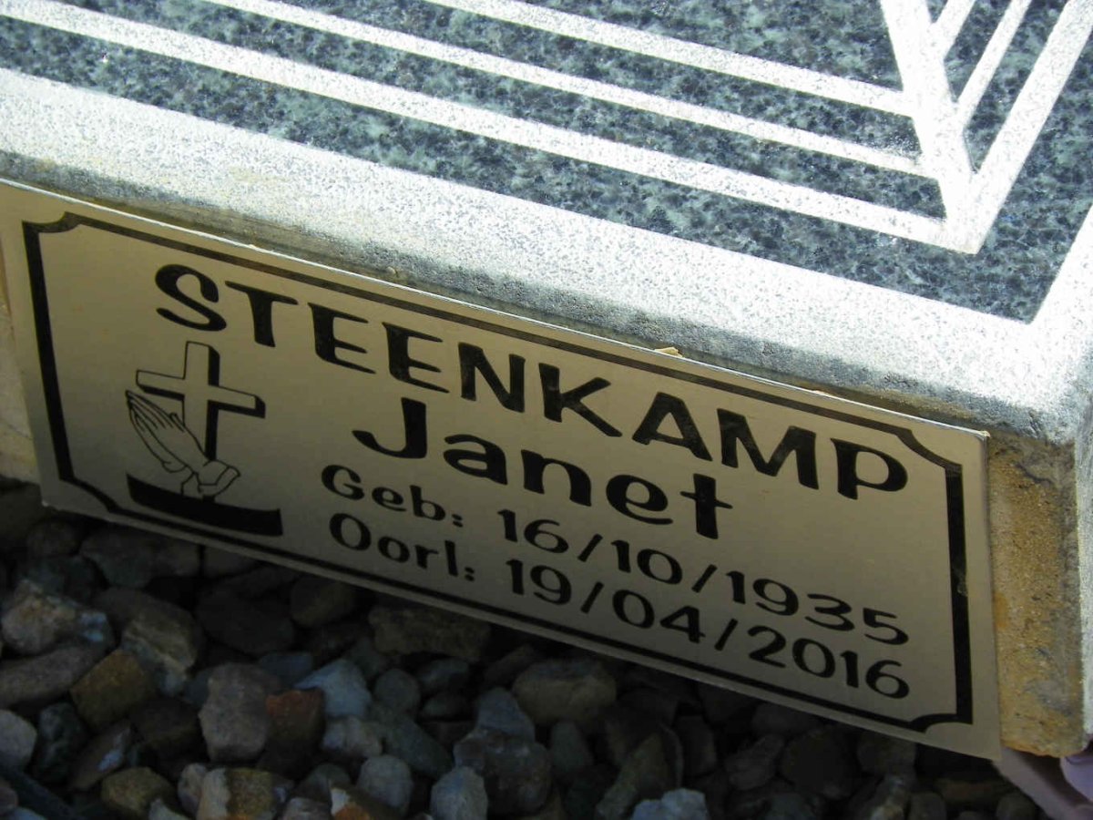 STEENKAMP Janet 1935-2016