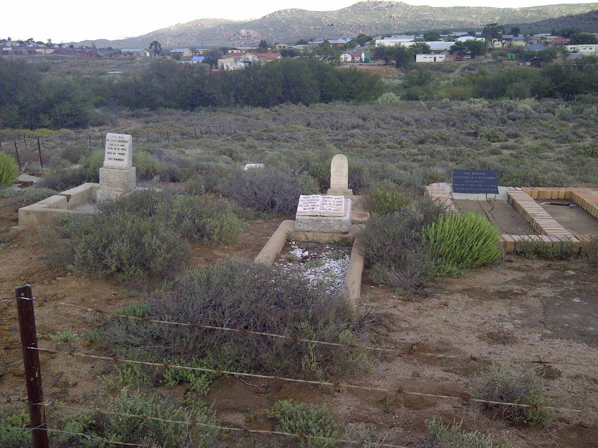 1. Oorsig oor begraafplaas / Overview of graveyard