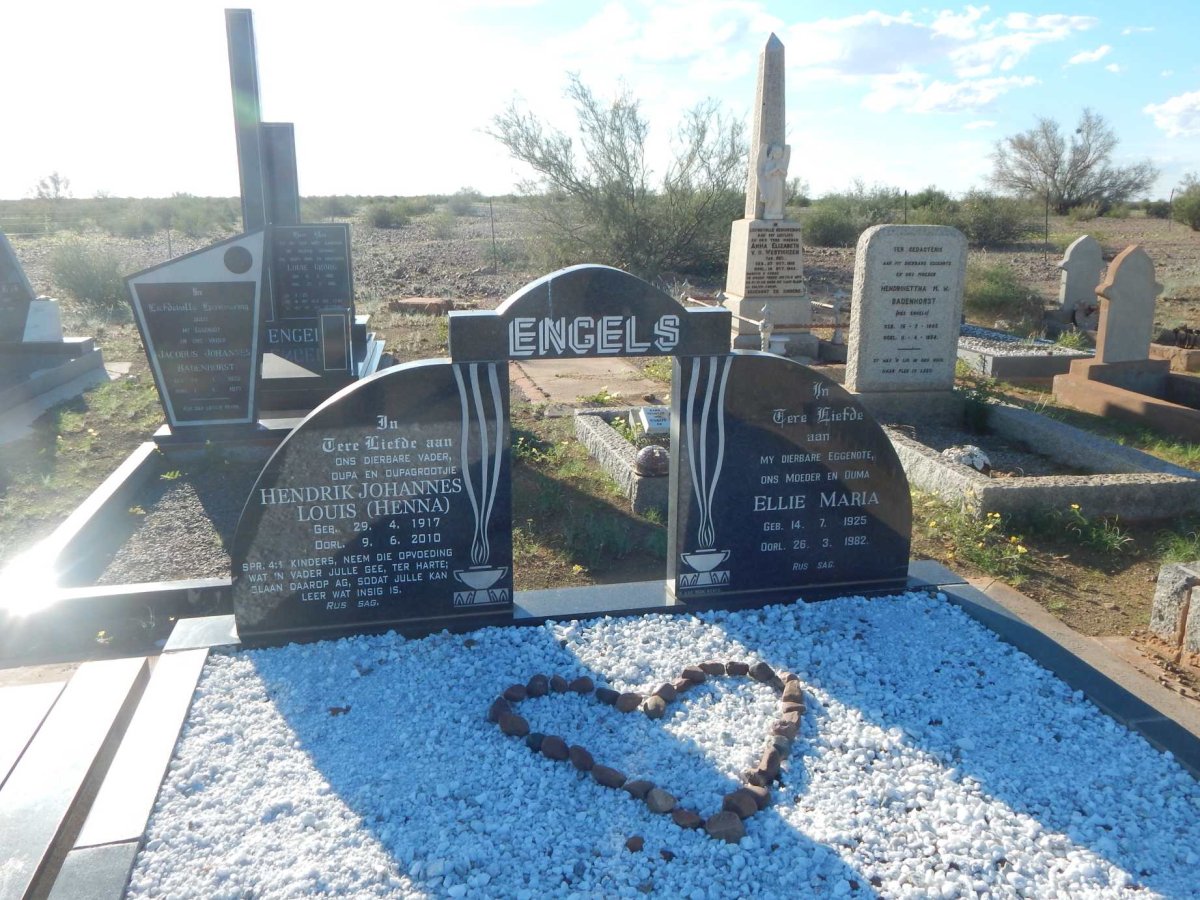 ENGELS Hendrik Johannes Louis 1917-2010 &amp; Ellie Maria 1925-1982