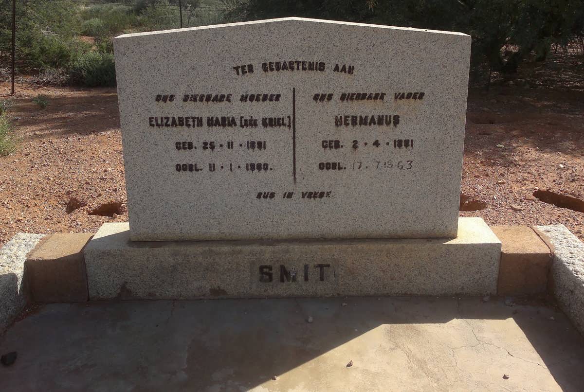 SMIT Hermanus 1881-  &amp; Elizabeth Maria 1891-1960