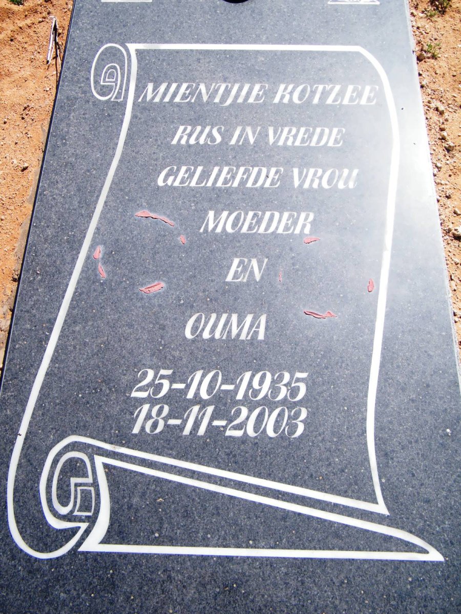 KOTZEE Mientjie 1935-2003