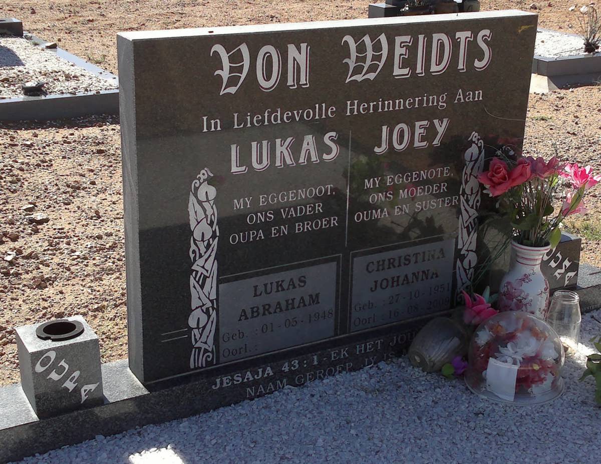 WEIDTS Lukas Abraham, von 1948- &amp; Christina Johanna 1951-2009
