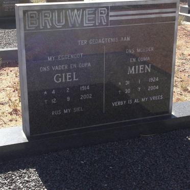 BRUWER Giel 1914-2002 &amp; Mien 1924-2004