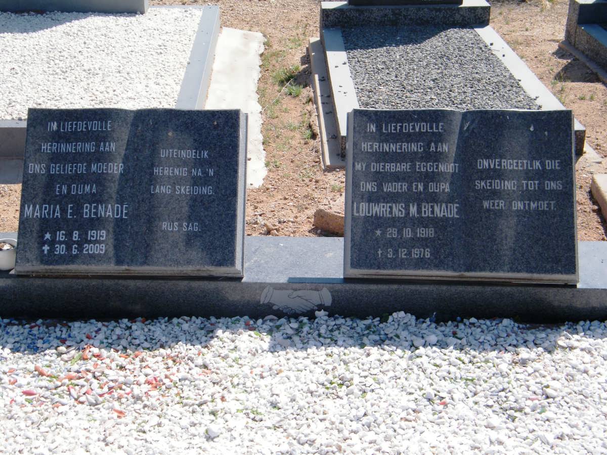 BENADÉ Louwrens M. 1918-1976 &amp; Maria E. 1919-2009
