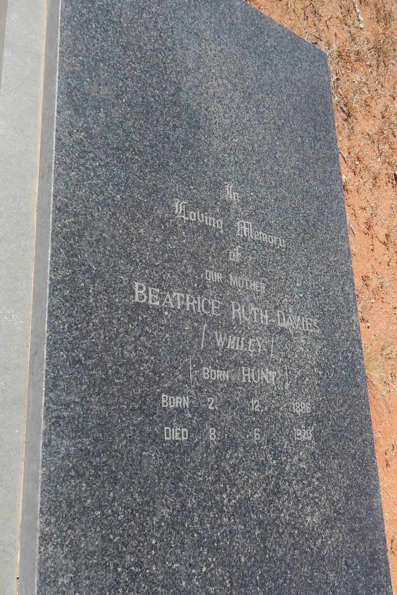 DAVIES Beatrice Ruth nee HUNT 1886-19??