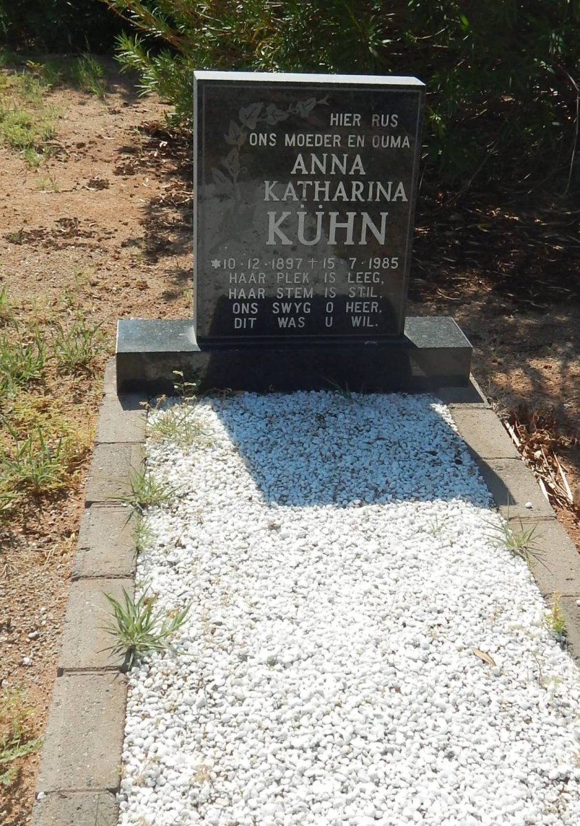 KUHN Anna Katharina 1897-1985