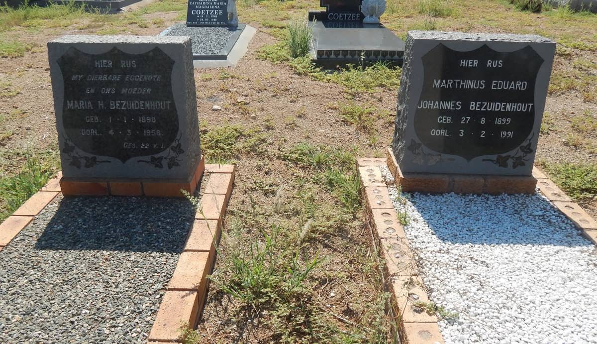 BEZUIDENHOUT Marthinus Eduard Johannes 1899-1991 &amp; Maria H. -195?