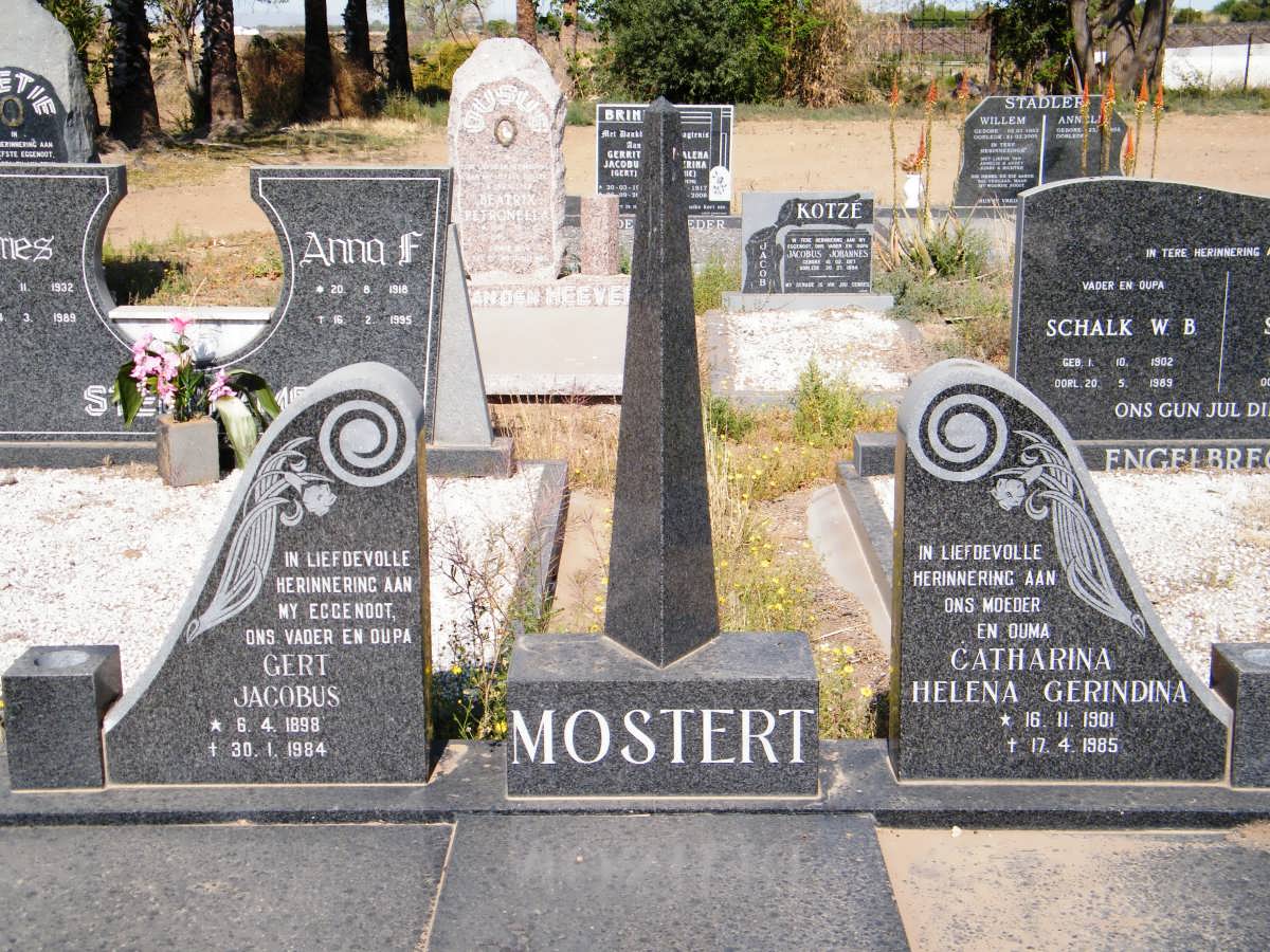 MOSTERT Gert Jacobus 1898-1984 &amp; Catharina Helena Gerindina 1901-1985