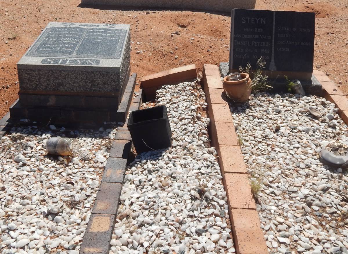 STEYN Daniel Petrus &amp; Elsie Johanna  V.D. MERWE 1877-1955 