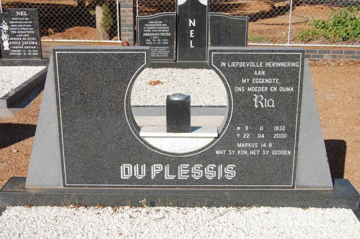 PLESSIS Ria, du 1932-2000