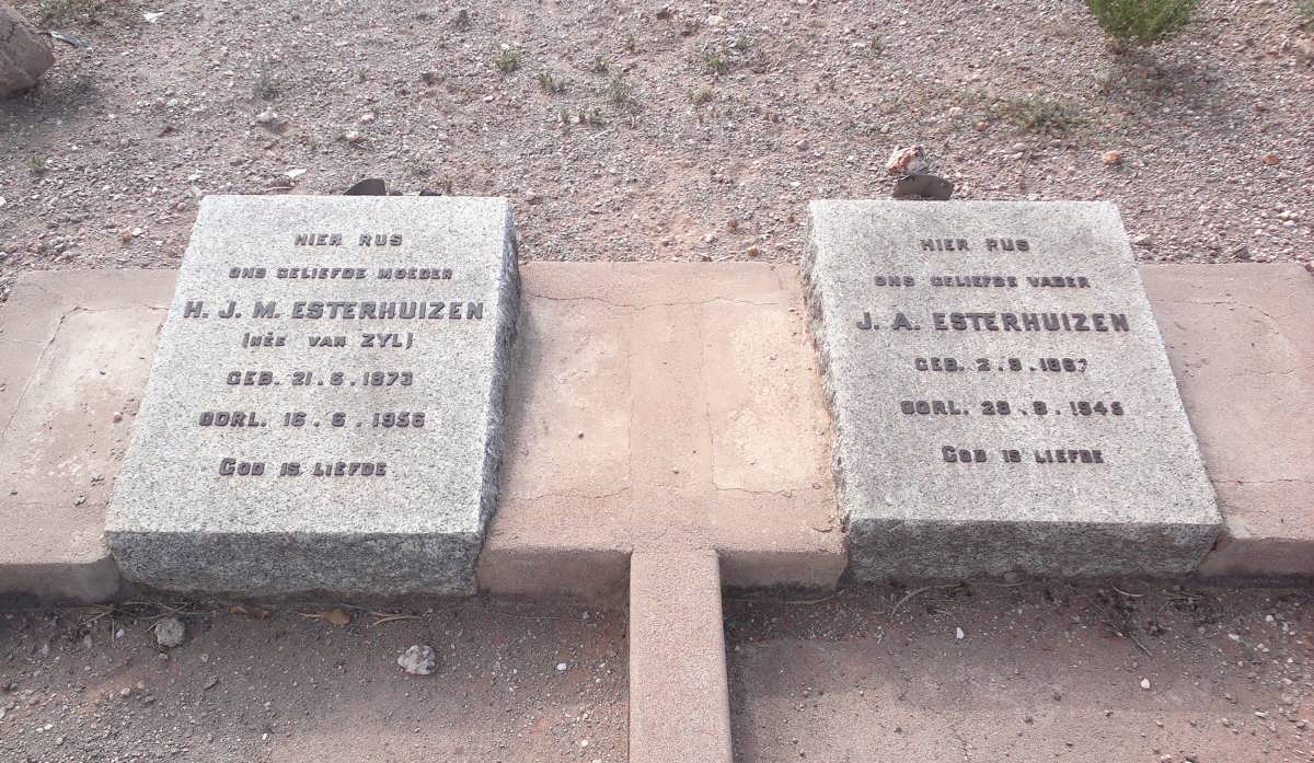 ESTERHUIZEN J.A. 1867-1945 &amp; H.J.M. VAN ZYL 1873-1956