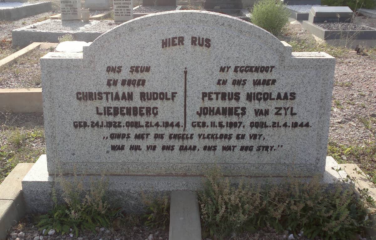 ZYL Petrus Nicolaas Johannes, van 1907-1944 :: LIEBENBERG Christiaan Rudolf 1922-1944