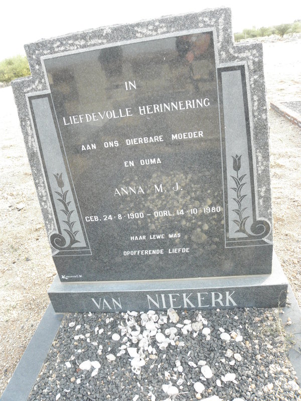 NIEKERK Anna M.J., van 1900-1980