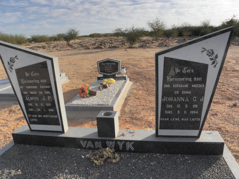 WYK Alwyn J.P., van 1897-1986 &amp; Johanna C.J. 1911-1994