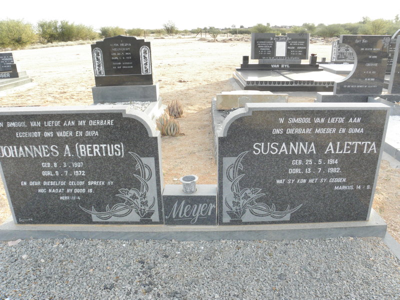 MEYER Johannes A. 1907-1972 &amp; Susanna Aletta 1914-1982