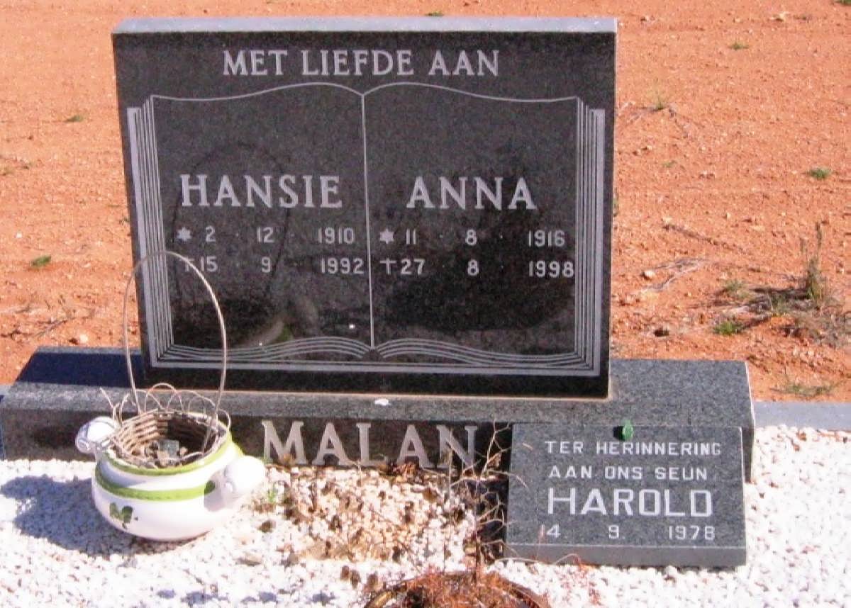 MALAN Hansie 1910-1992 &amp; Anna 1916-1998 :: MALAN Harold -1978