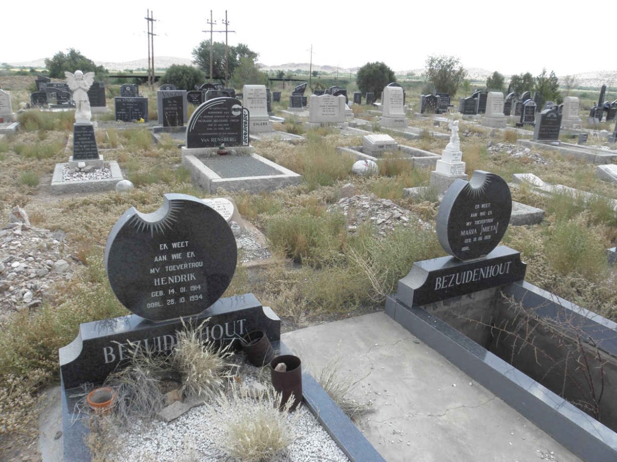 BEZUIDENHOUT Hendrik 1914-1994 &amp; Maria 1928-