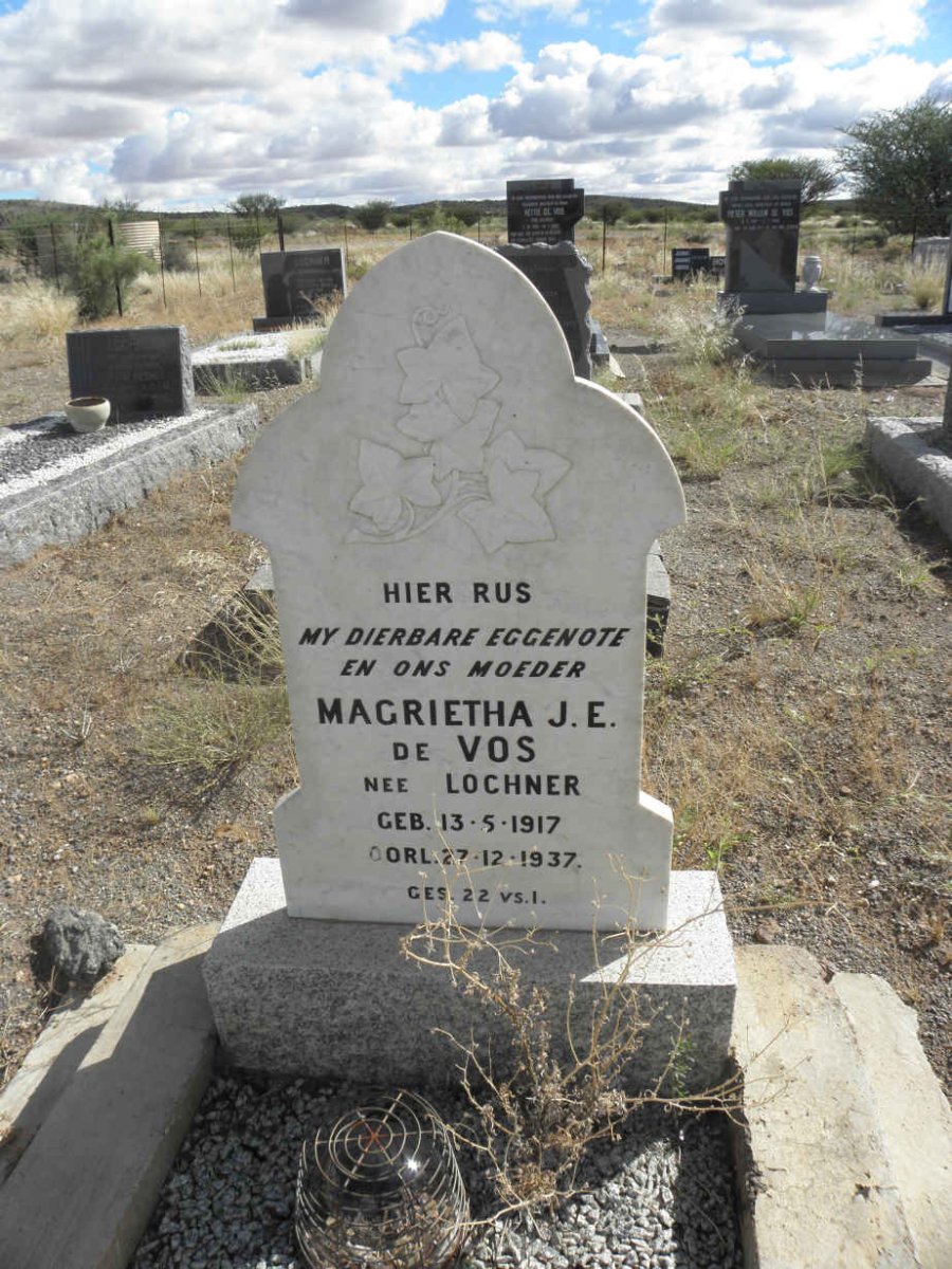 VOS Magrietha J.E., de LOCHNER 1917-1937