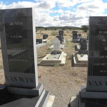WYK Jan Pieter, van 1895-1973 &amp; Tinie RICHTER 1912-1977