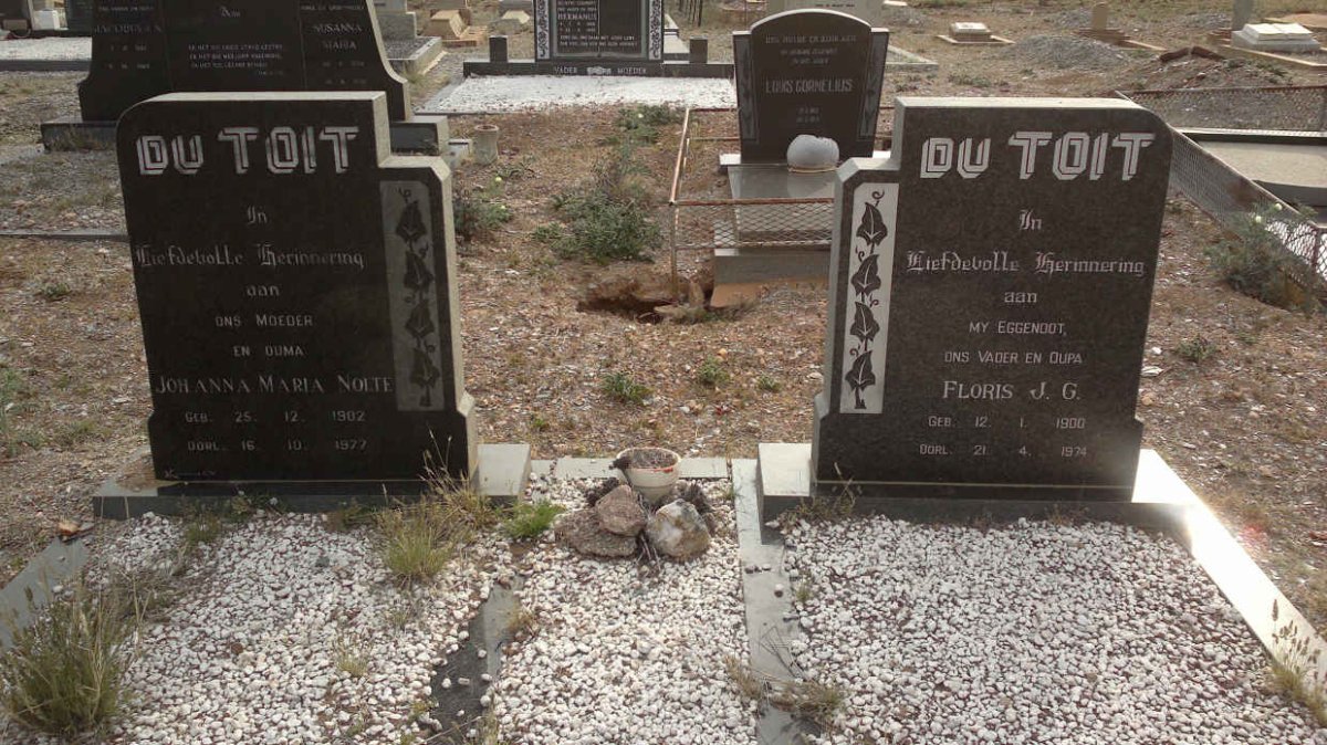 TOIT Floris J.G., du 1900-1974 &amp; Johanna Maria NOLTE 1902-1977