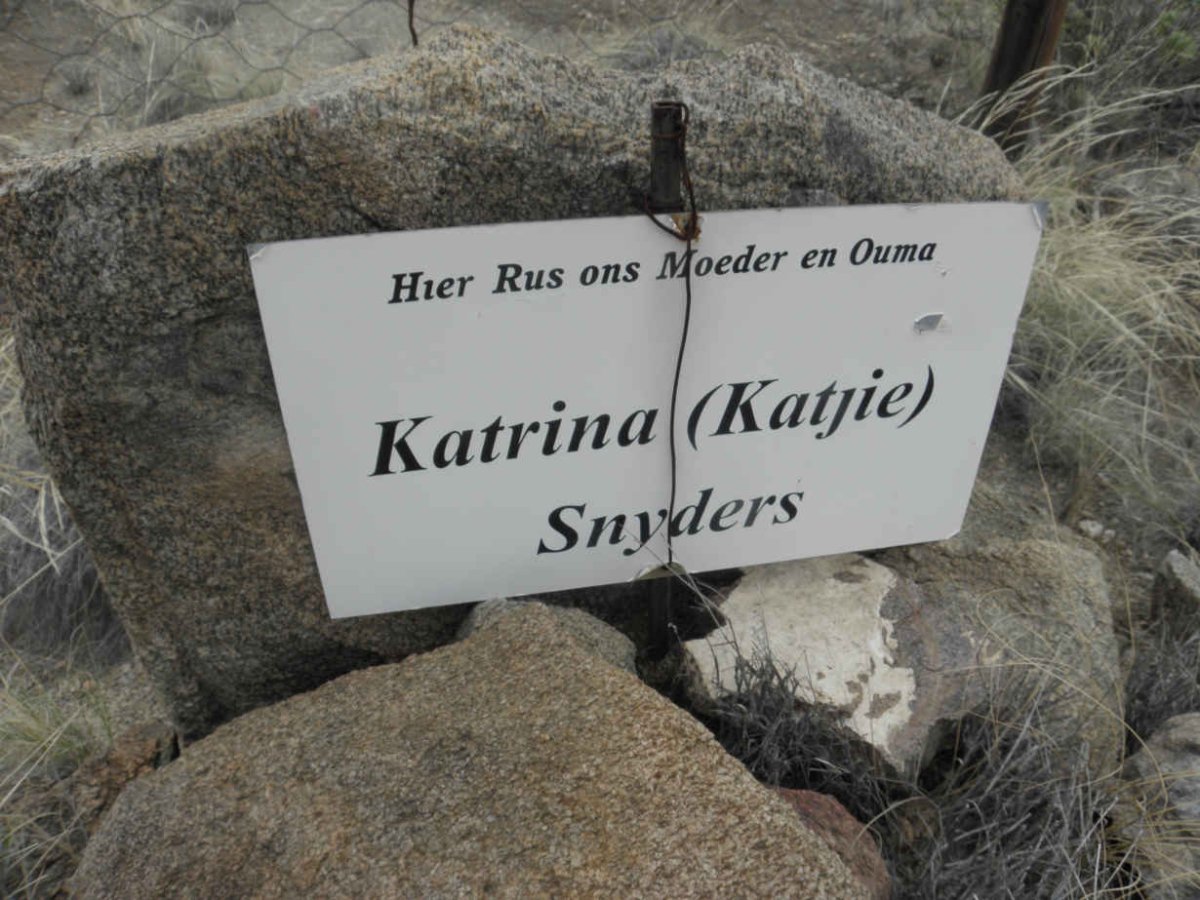 SNYDERS Katrina