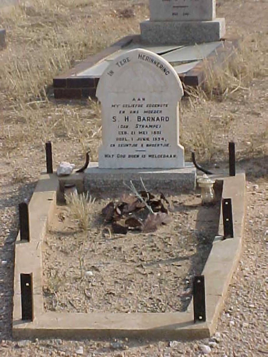 BARNARD S.H. nee STRAMPE 1891-1934 :: BARNARD ?
