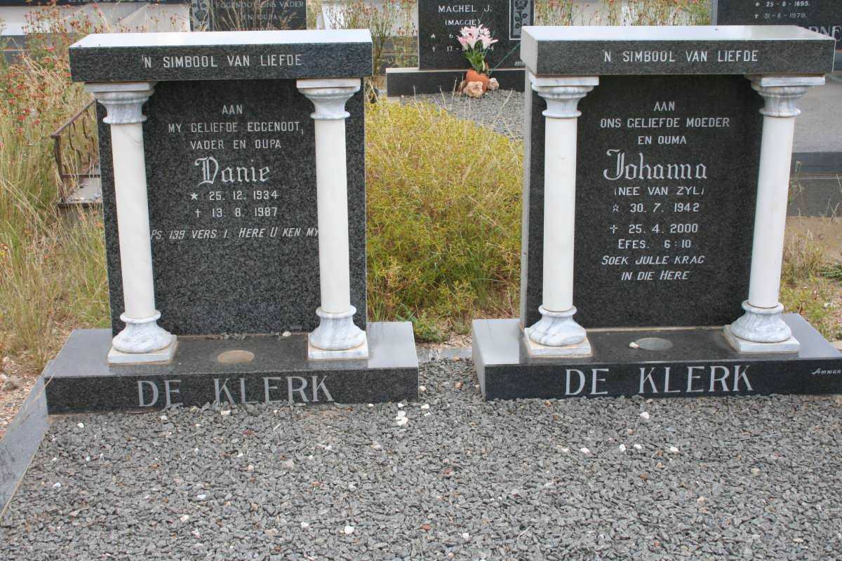 KLERK Danie, de 1934-1987 &amp; Johanna VAN ZYL 1942-2000
