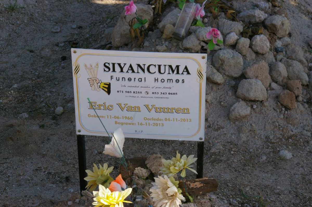 VUUREN Eric, van 1960-2013
