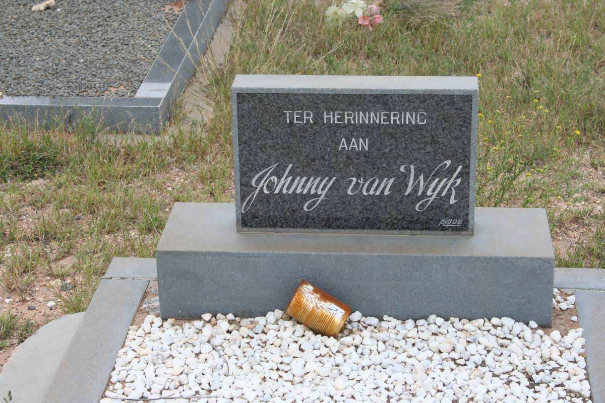 WYK Johnny, van