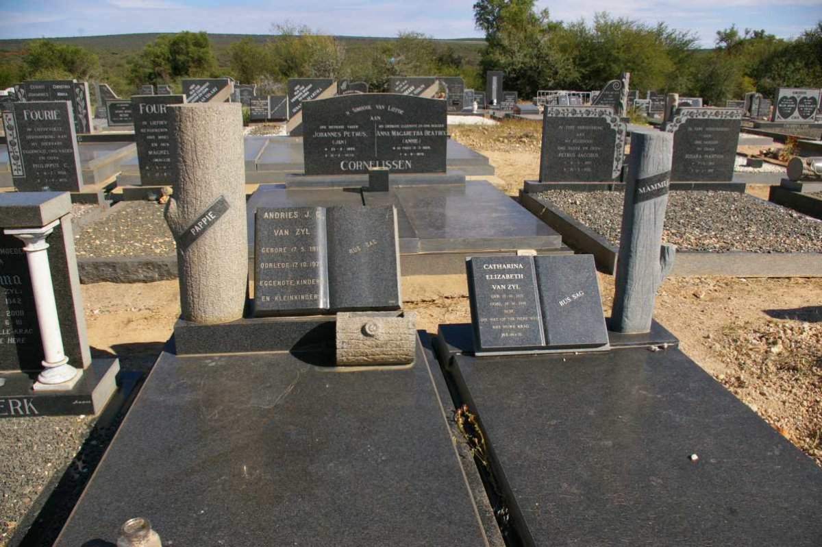 ZYL Andries J., van 1915-1972 &amp; Catharina Elizabeth 1922-2008