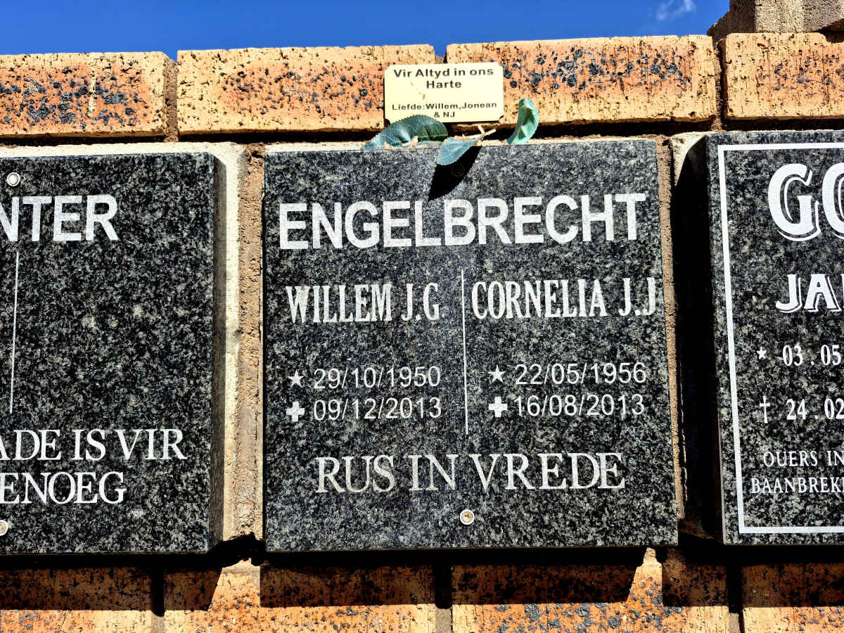 ENGELBRECHT Willem J.G. 1950-2013 & Cornelia J.J. 1956-2013