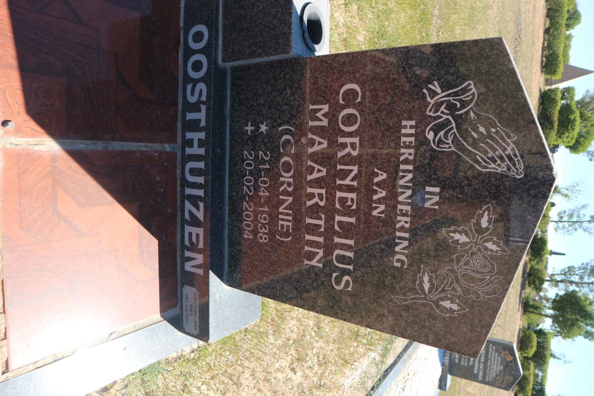 OOSTHUIZEN Cornelius Maartin 1938-2004