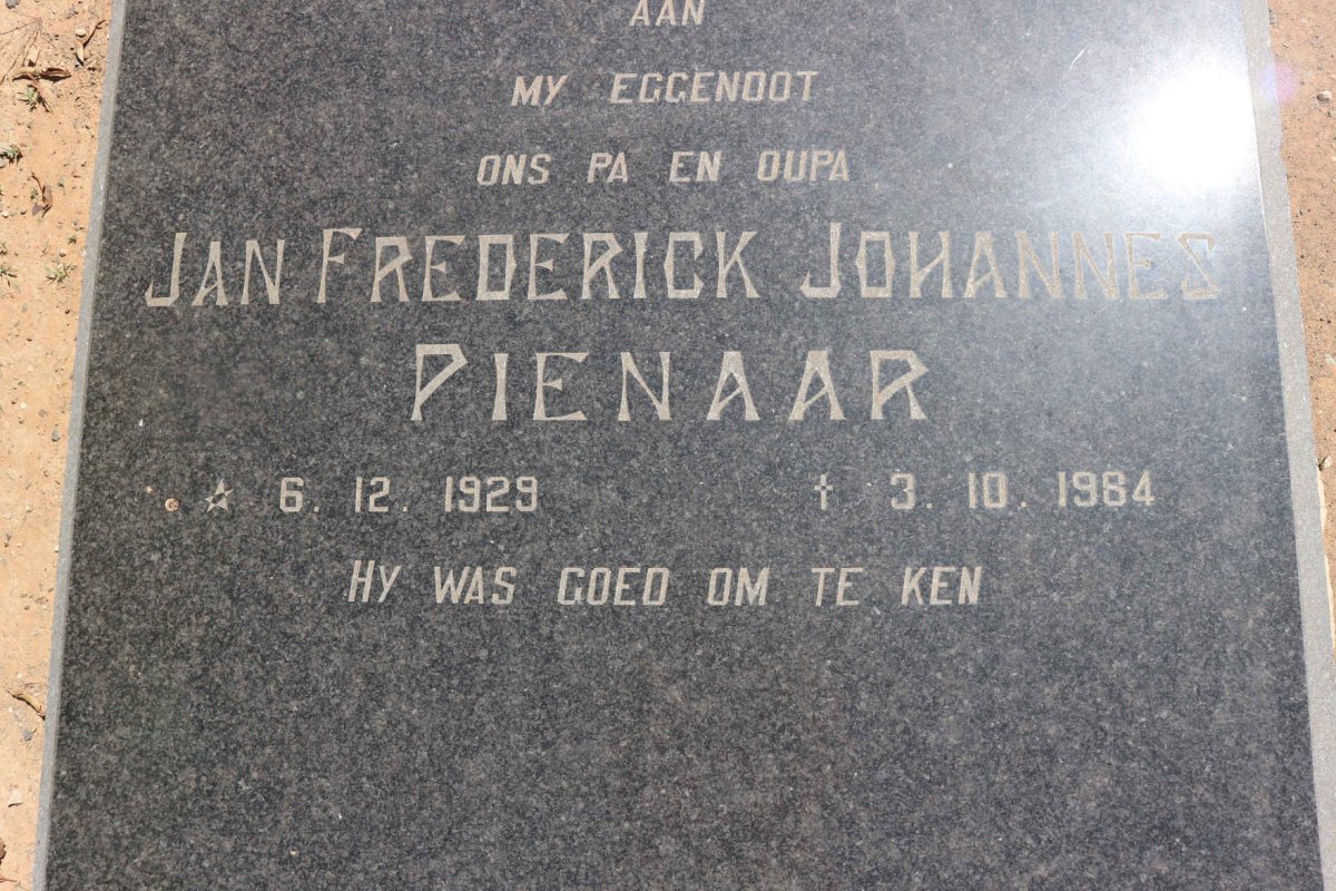 PIENAAR Jan Frederick Johannes 1929-1984 &amp; Hermina Catharina 1931-2010
