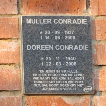 CONRADIE Muller 1937-2008 & Doreen 1940-2008