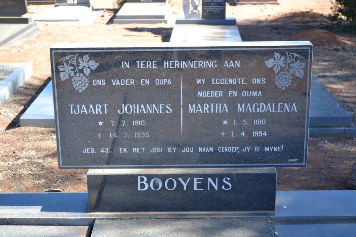 BOOYENS Tjaart Johannes 1910-1995 &amp; Martha Magdalena 1910-1994
