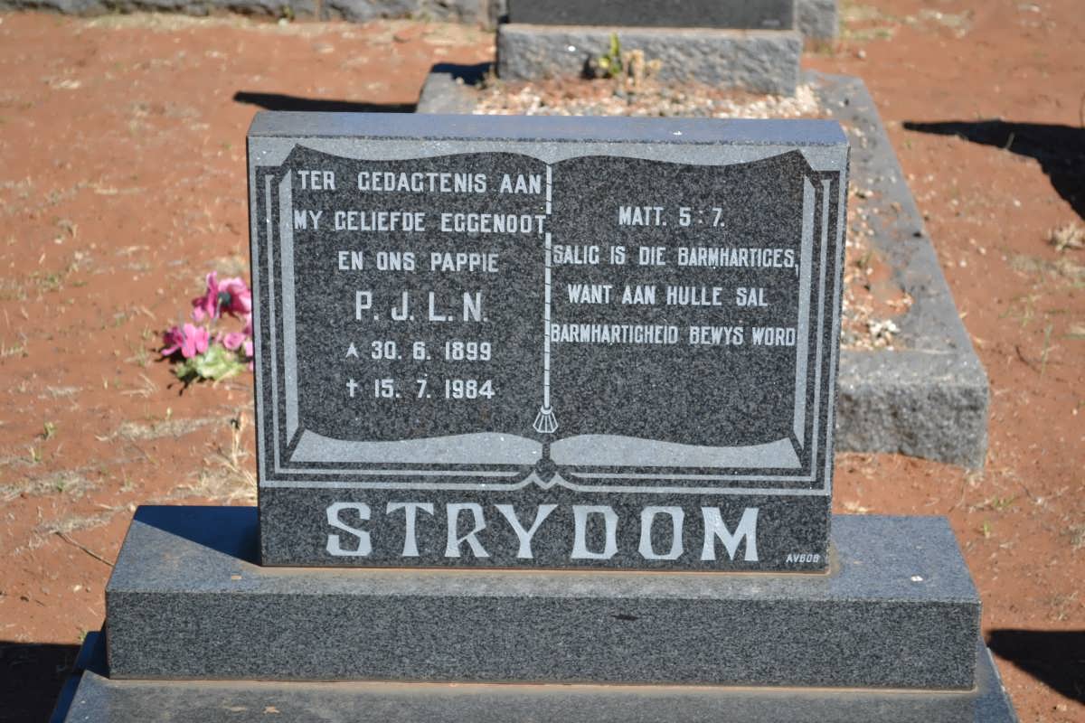 STRYDOM P.J.L.N. 1899-1984