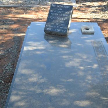 SWIEGERS Johanna H. 1924-1996
