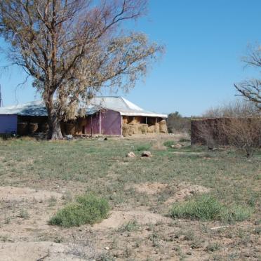 2. Uitsig oor gebou