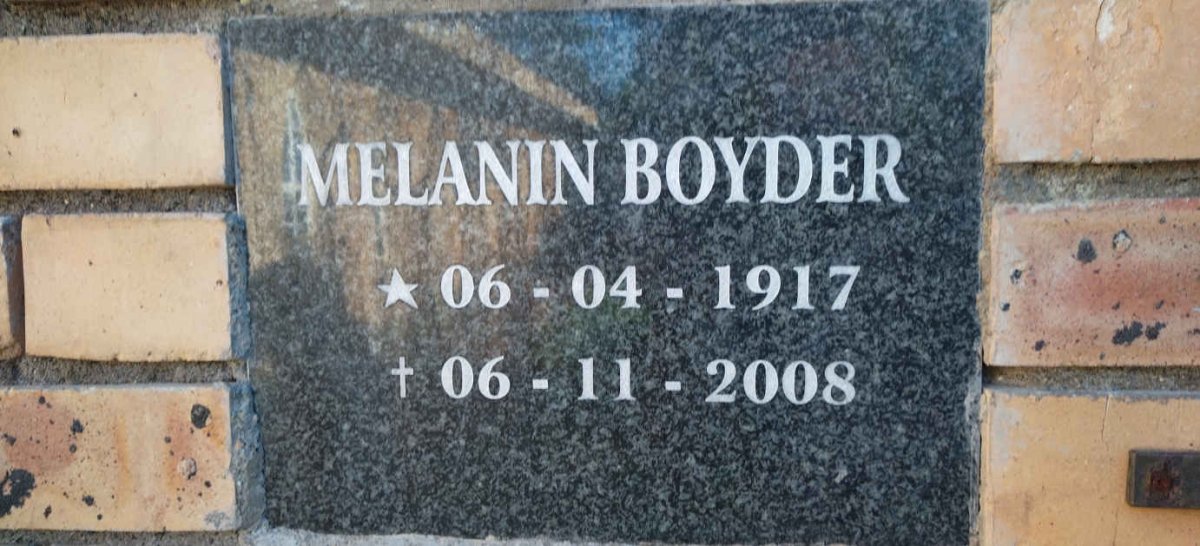 BOYDER Melanin 1917-2008