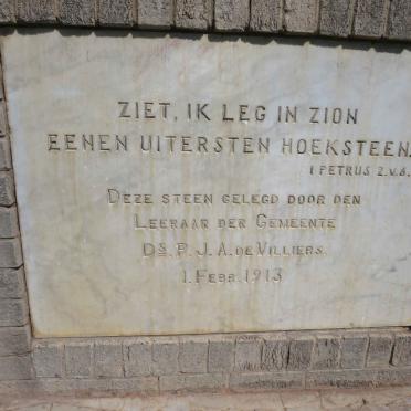 6. Gedenksteen / Memorial